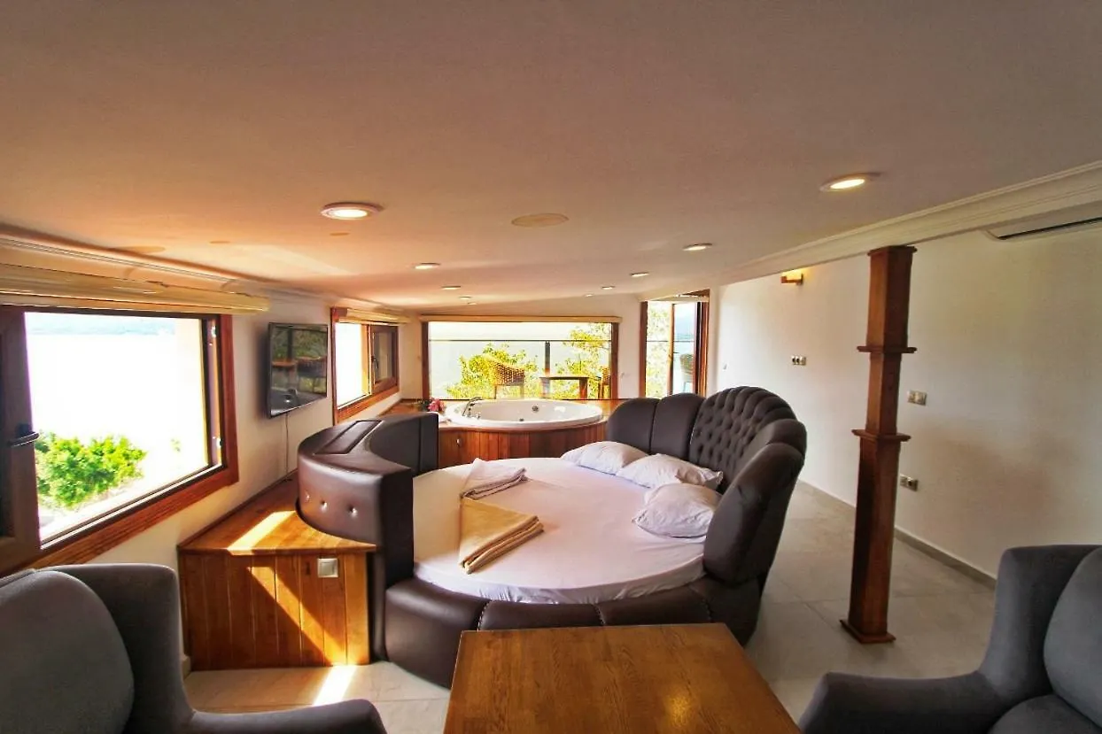 פאטהיה George'S Boutique Hotel מלון דירות